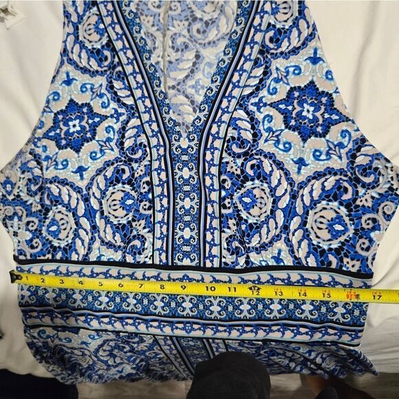 Maggy London Floral Blue and White Midi Dress - Picture 9 of 10